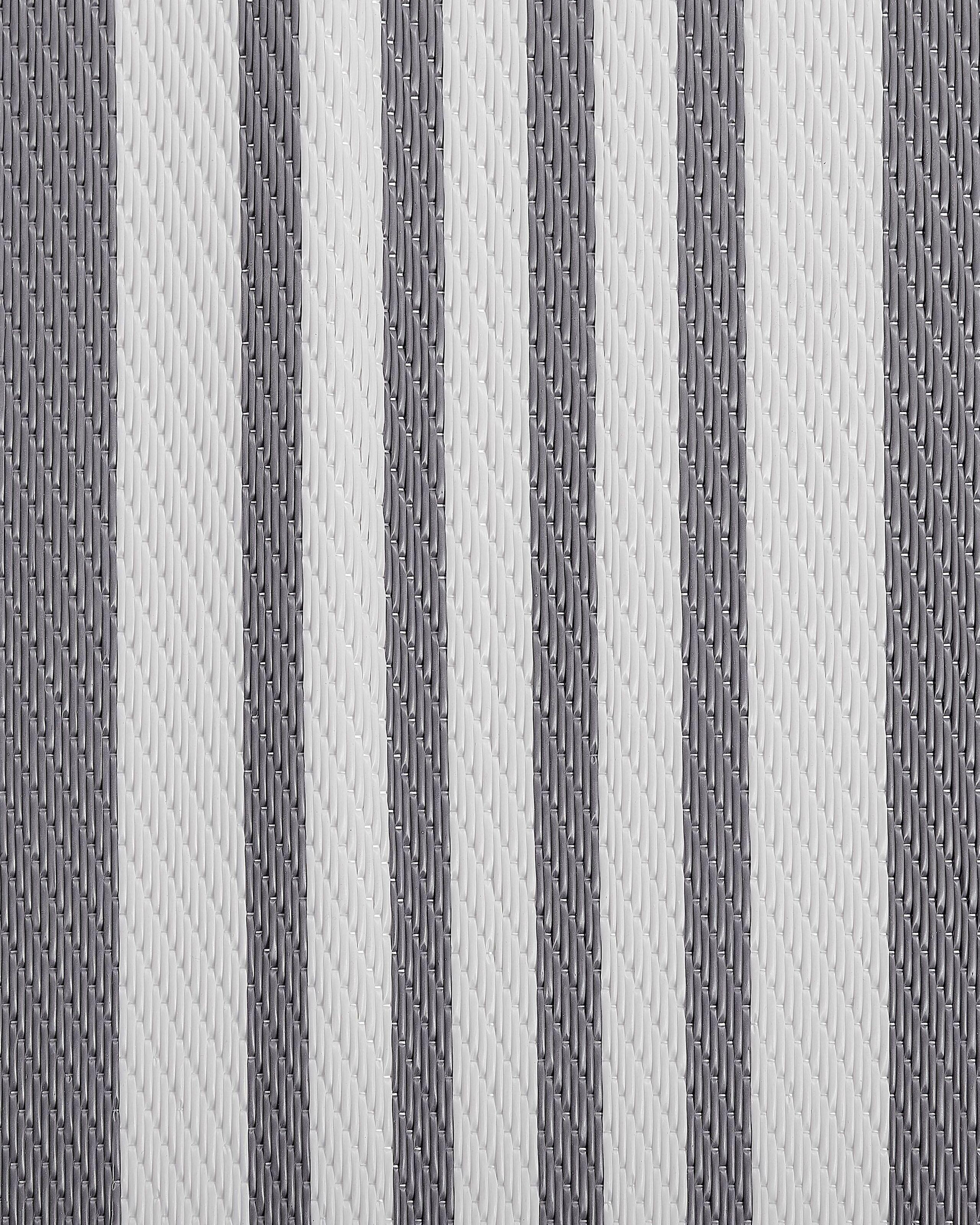 Beliani Tapis d'extérieur en Polypropylène Traditionnel DELHI  