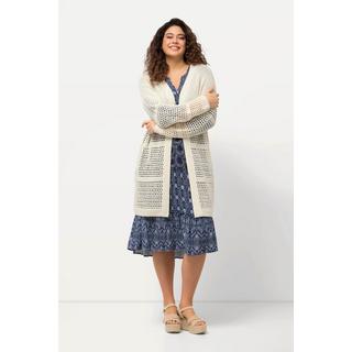 Ulla Popken  Cardigan long en crochet, coupe oversized à motif ajouré et coupe ouverte 