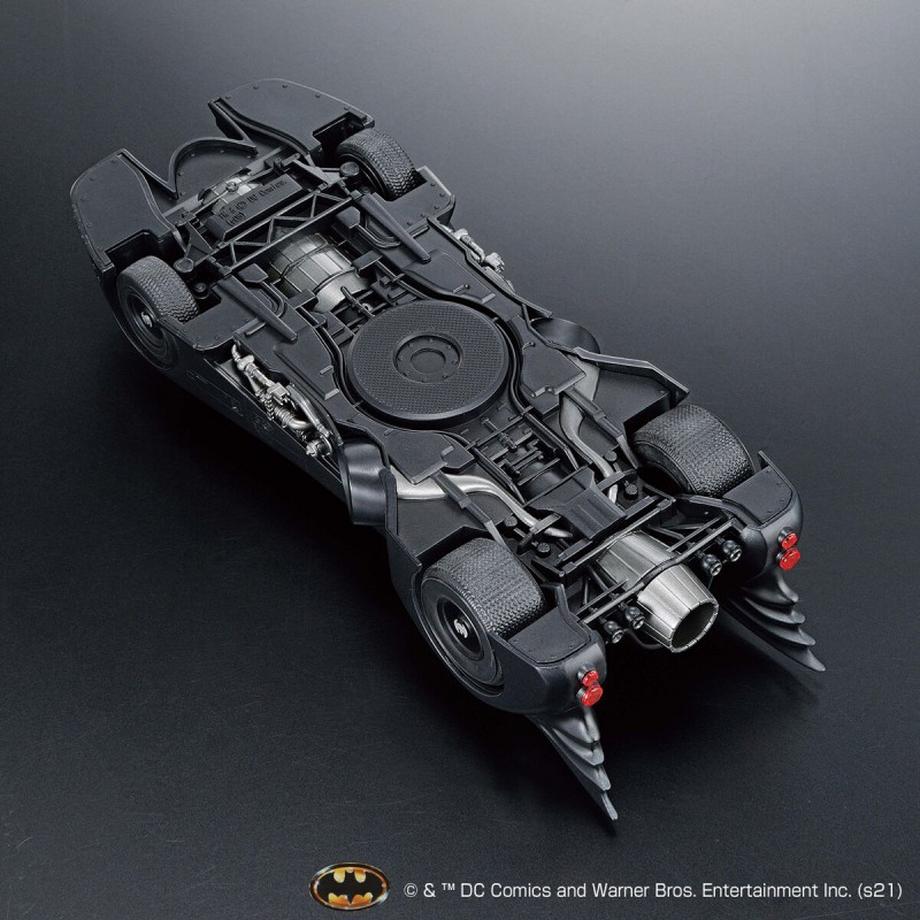 Bandai  Modell - Batman - Batmobile 
