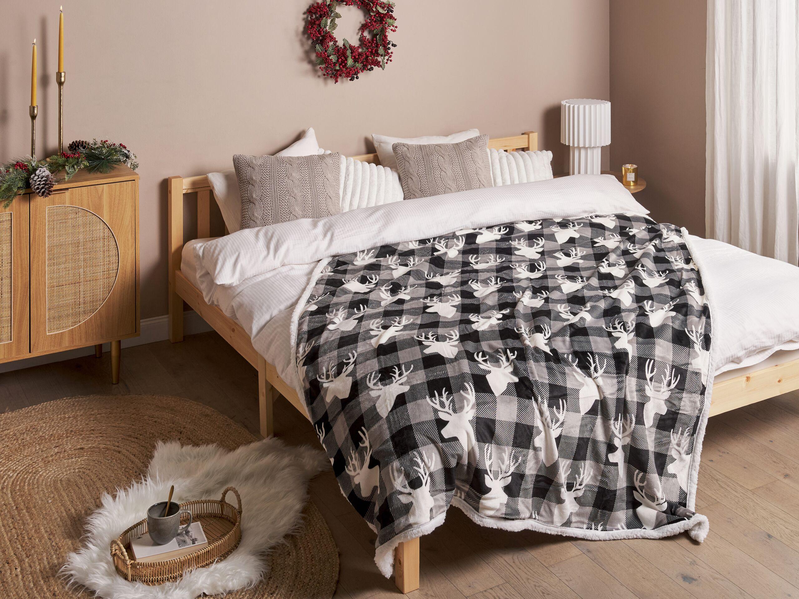 Beliani Shoren Couverture Polaire Classique en Polyester  