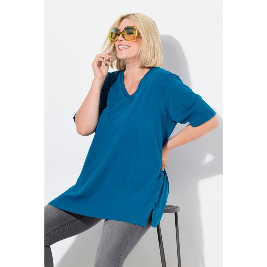 Ulla Popken T-shirt scollo V manica corta vestibilità Relaxed Fit  