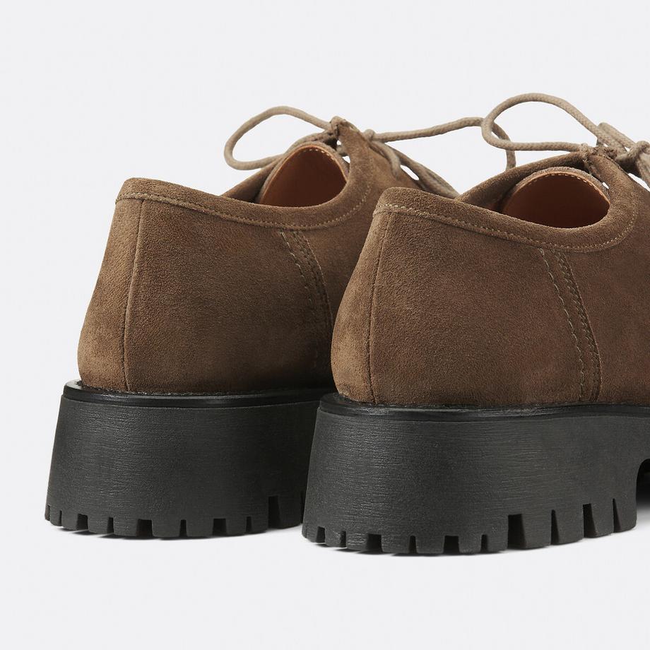 La Redoute Collections  Derbies crantées en cuir suédé 