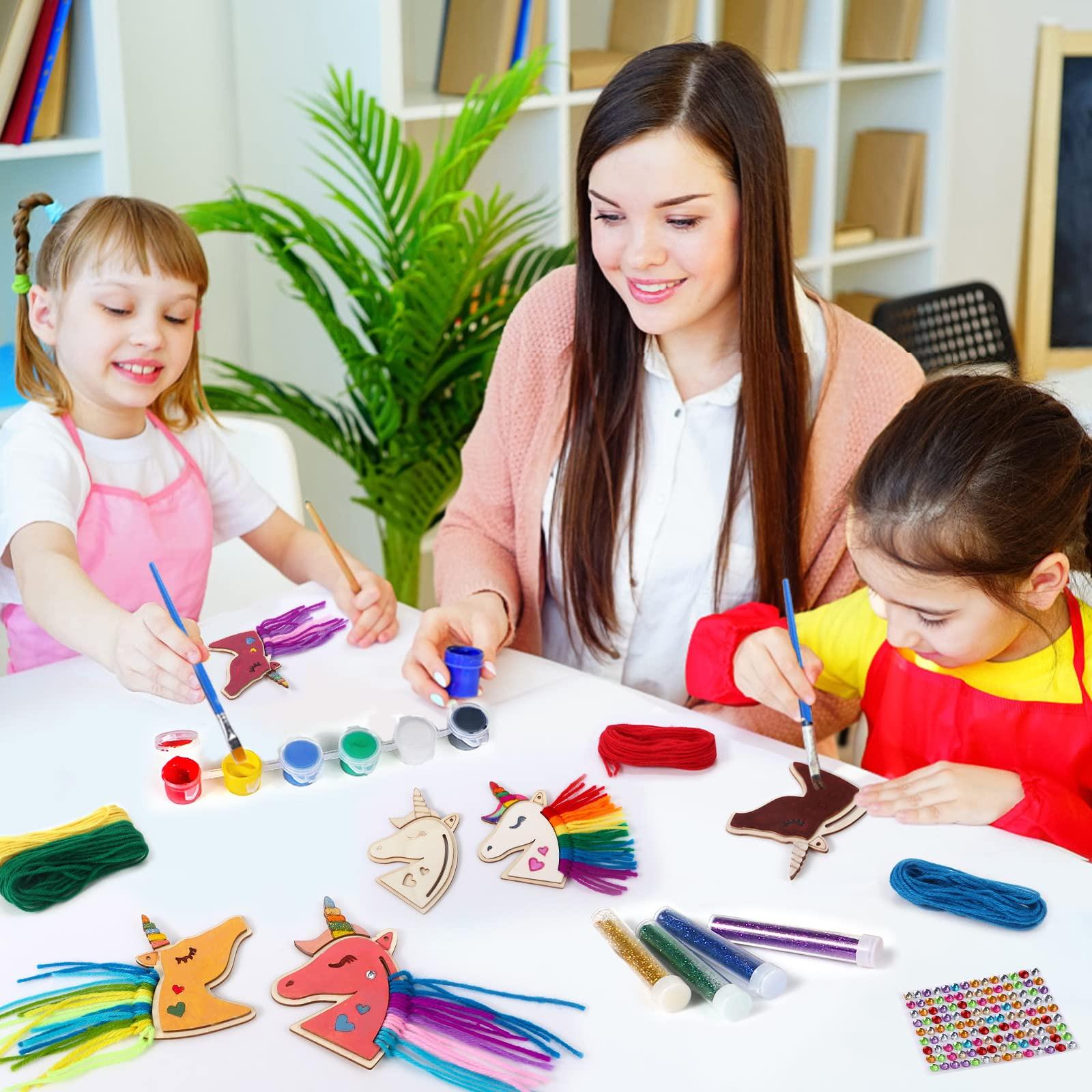 Activity-board  Einhorn Bastelset Kinder DIY hölzerne Kühlschrankmagneten kreative Malerei mit bunter Wolle 