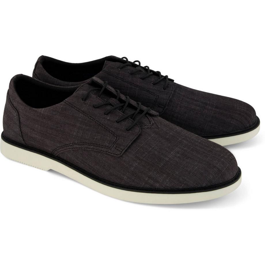 TOMS Derbie Joshua  