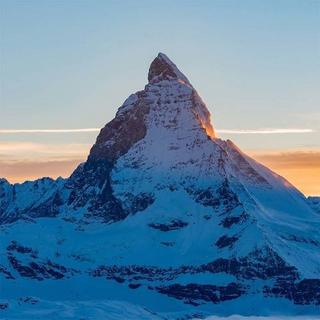 Geschenkidee  Rundflug über das Matterhorn - 1.5 Stunden (für 2 Personen) 