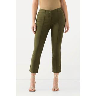 Ulla Popken  Pantalon avec passepoil et taille élastique. Coupe ajustée avec fente sur le bas de jambe. 