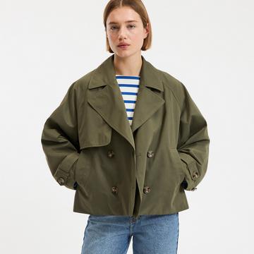 Trench court oversize