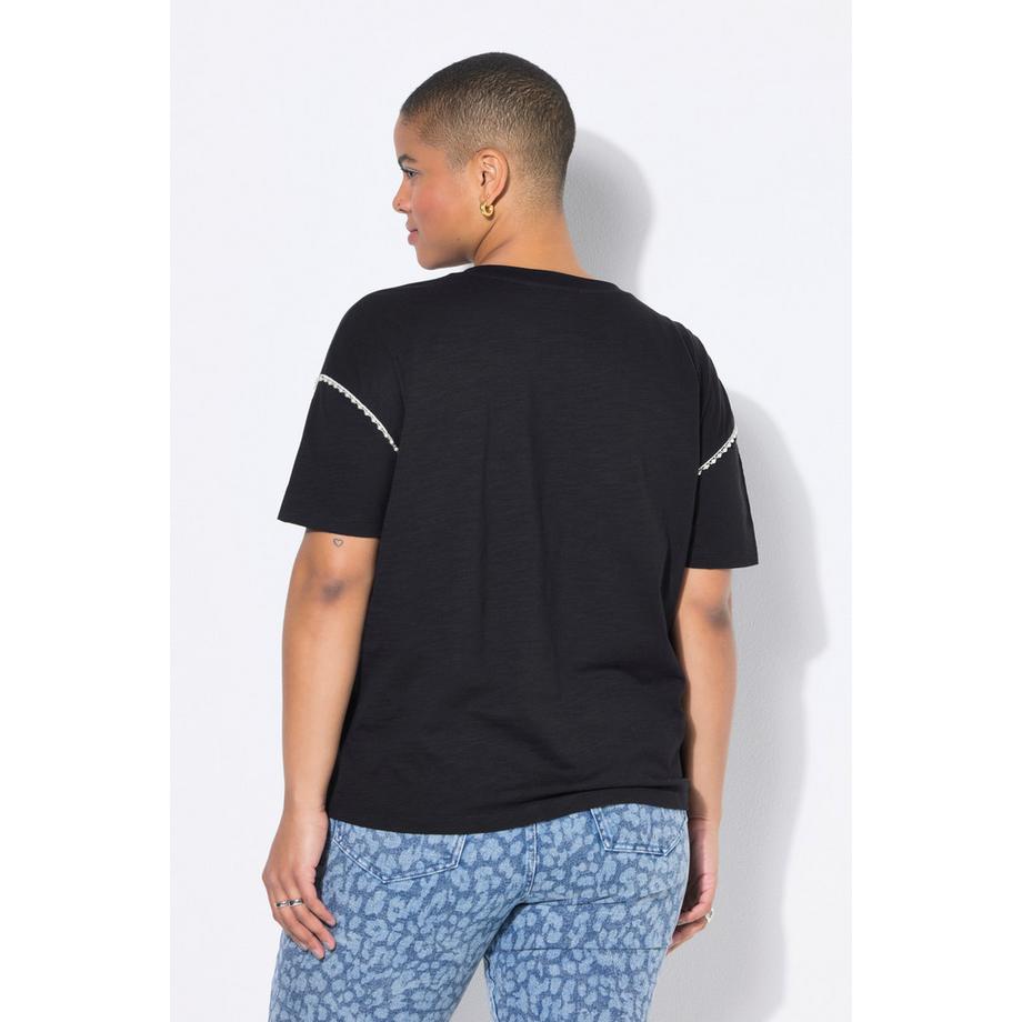 Studio Untold T-shirt coupe Classic Shape avec bordure fantaisie  