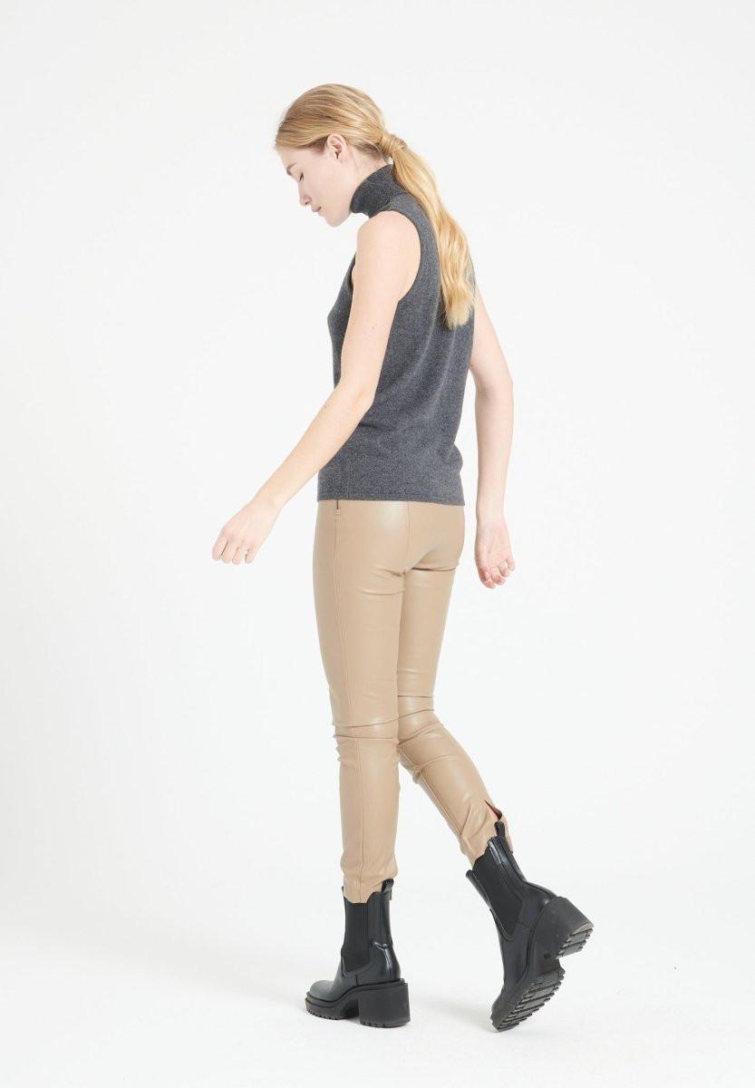 Studio Cashmere8 LILLY 13 Pull Col Roulé Sans Manches  