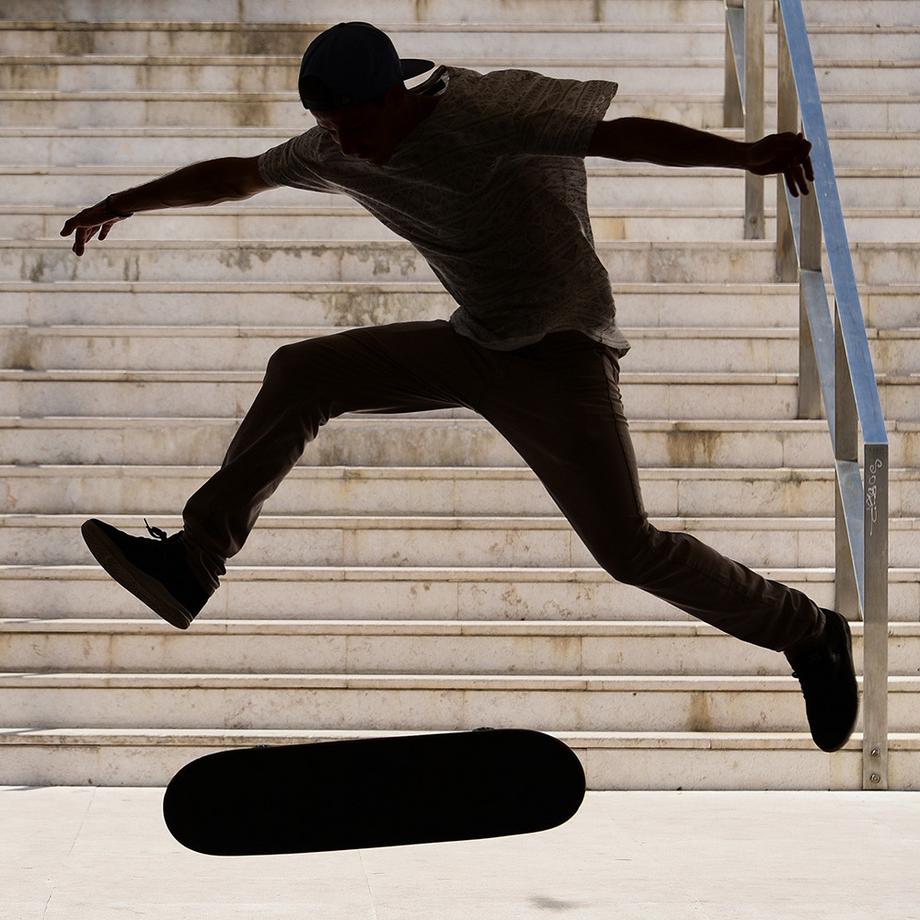 streetsurfing  Skateboard Street Skate 31 Shark Fire 