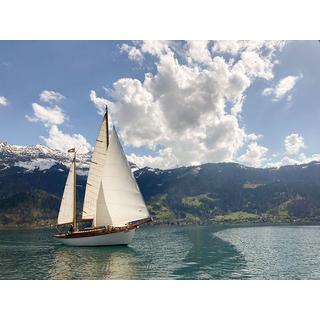 Smartbox  Übernachtung im Segelschiff auf dem Thunersee mit einer Flasche Wein - Geschenkbox 