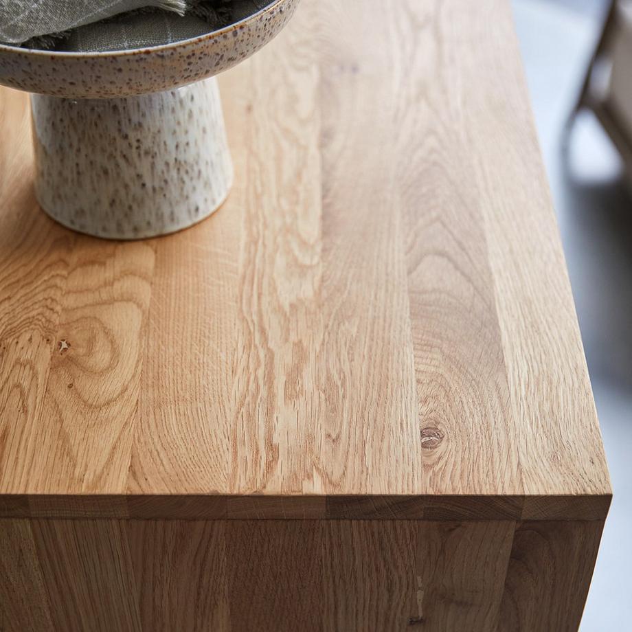 Tikamoon Niedriges Bücherregal aus Eichenholz massiv Miho  