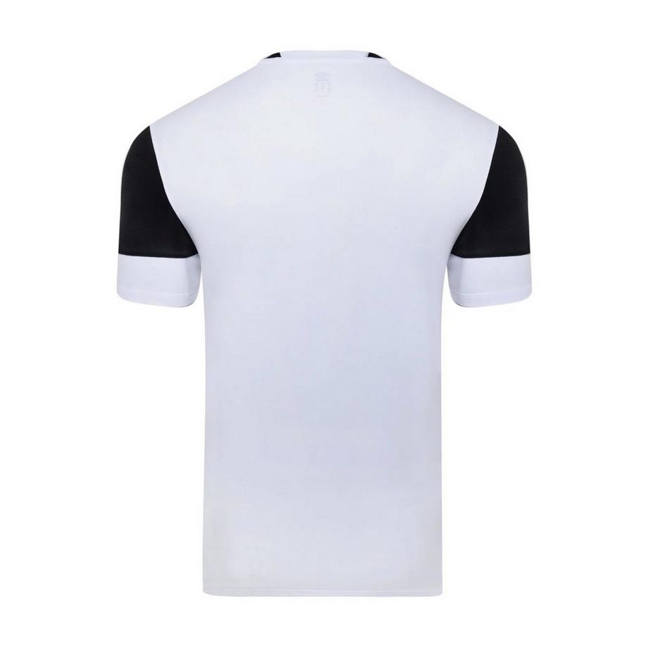 Umbro  Vier Trikot 