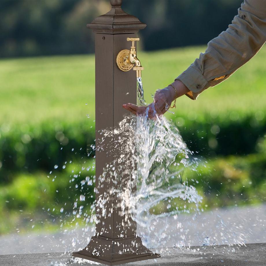 Northix  Antiker Brunnen 