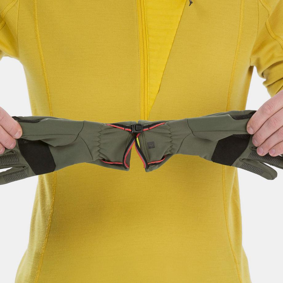 FORCLAZ  Guanti softshell stretch touchscreen escursionismo 