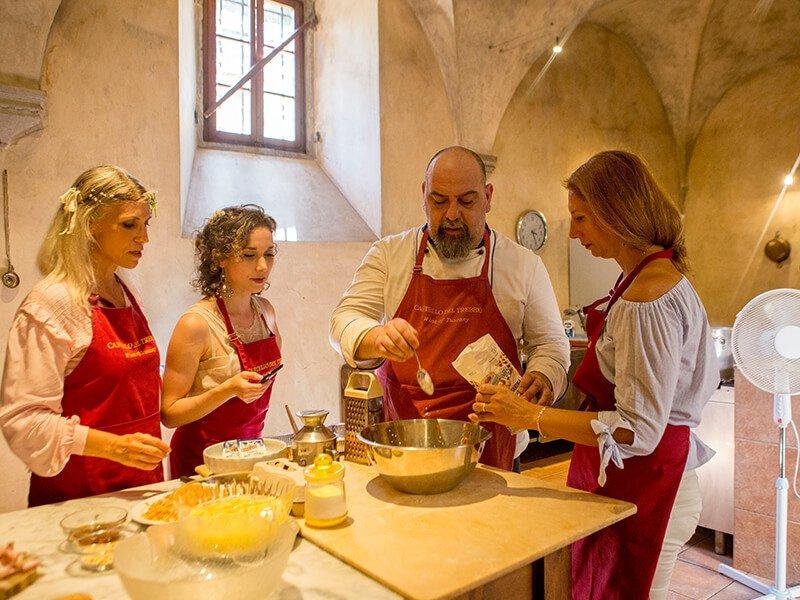 Smartbox  2 nuits dans une ferme en Toscane avec cours de cuisine et dîner dans le Chianti - Coffret Cadeau 