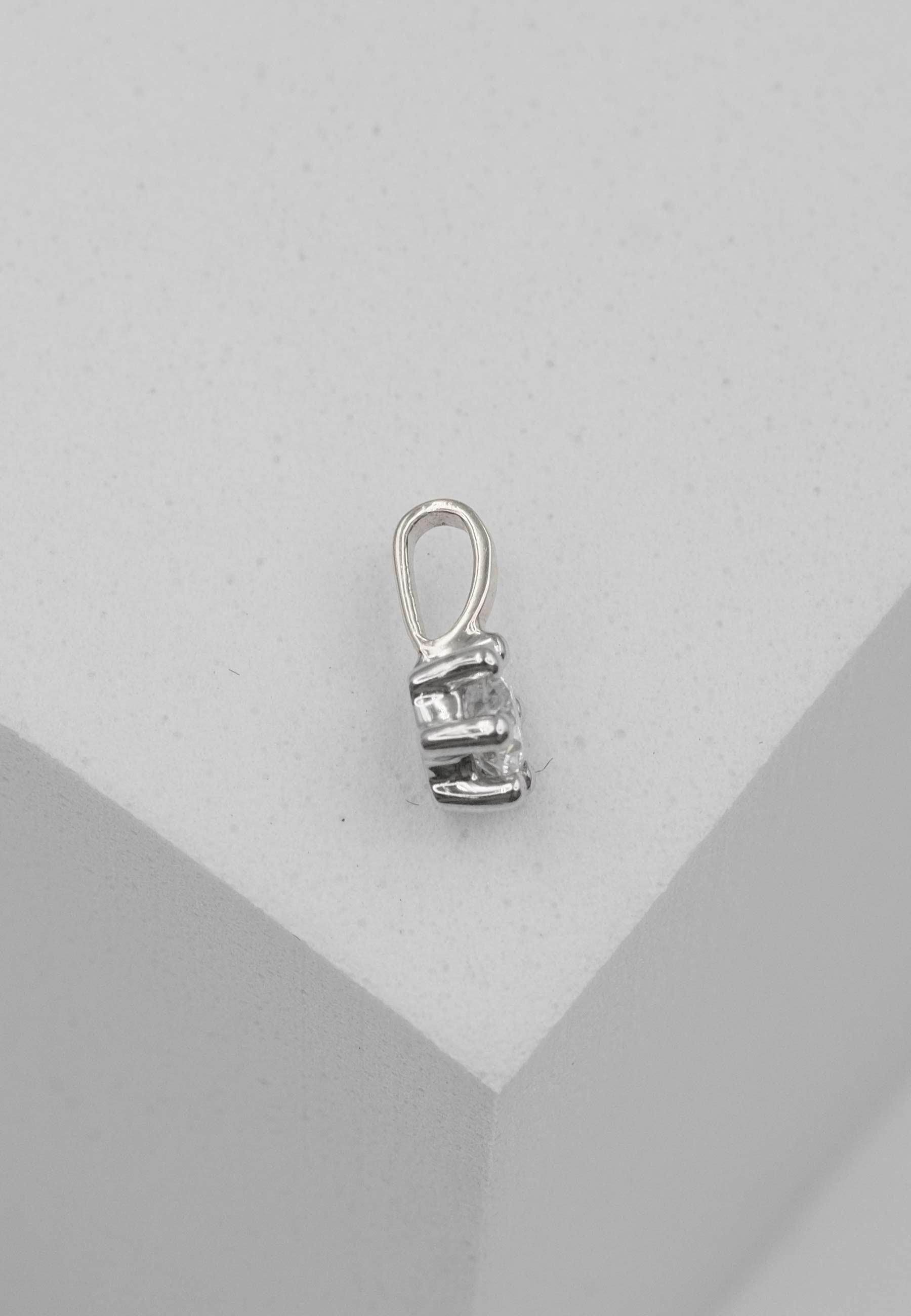 MUAU Schmuck  Solitär Anhänger 6-Griff-Fassung Weissgold 750 Diamant 0.15ct. 8x6mm 