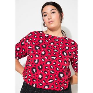 Studio Untold  T-shirt dal taglio oversize con scollo a girocollo, mezze maniche e stampa leopardata e colorata 