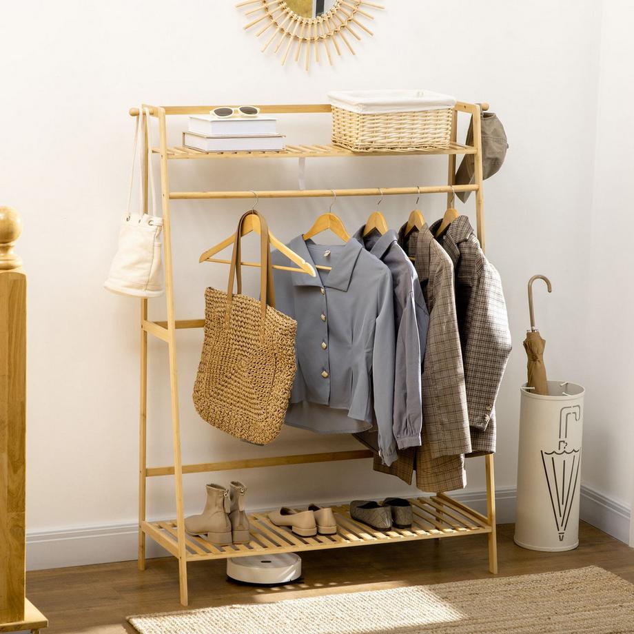 Northio  Kleiderständer Garderobe mit 2 Regalen, 2 Haken und 1 Kleiderstange aus Bambus - Maße 114L x 40B x 139H cm Naturholz 