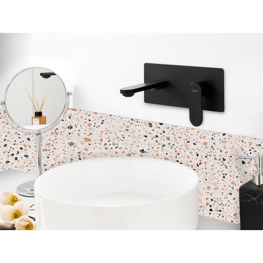 Beliani Robinet de lavabo mural en Laiton  CHUNGARA  