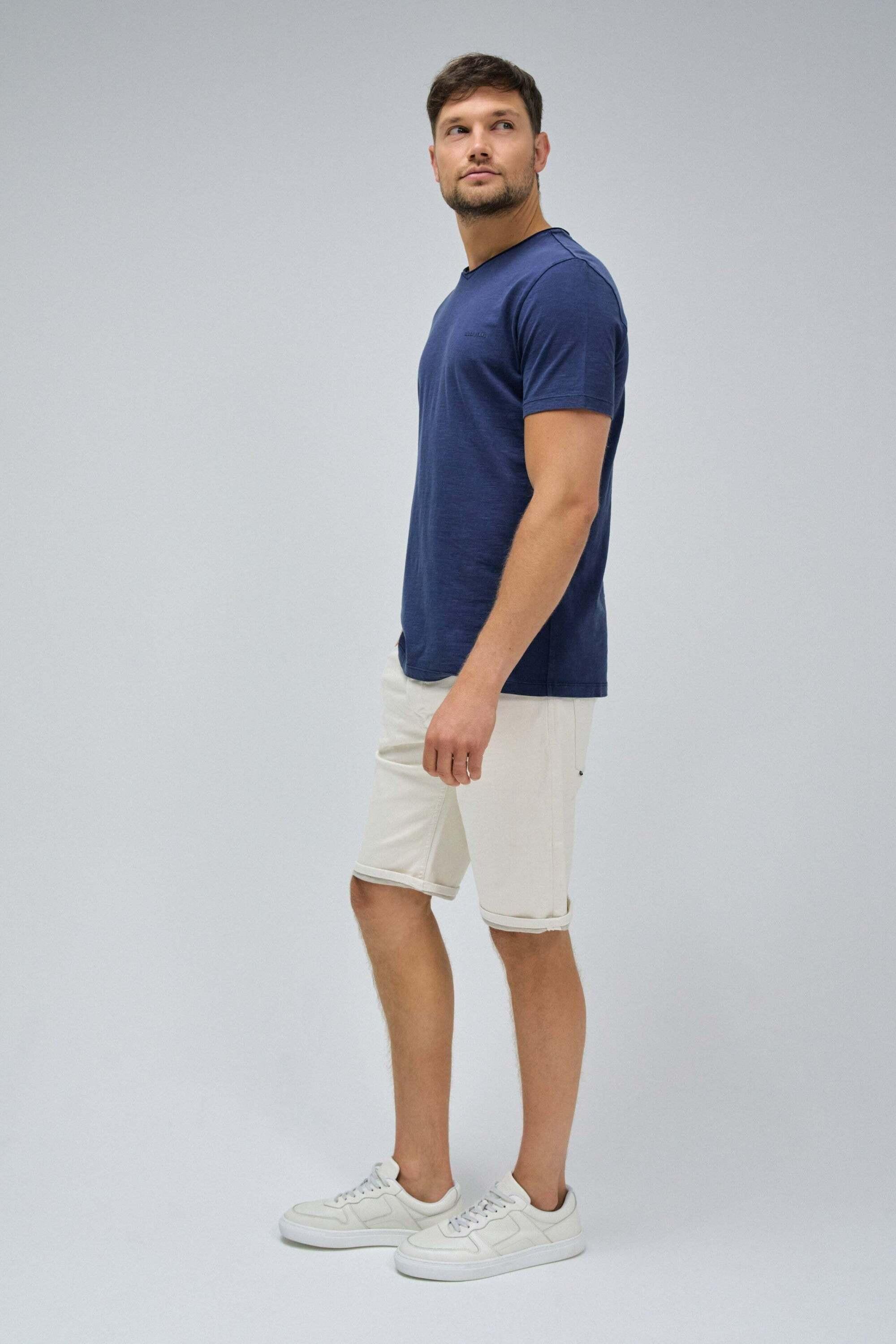 Salsa V-Neck Raw Edge Slim Fit T-Shirt  