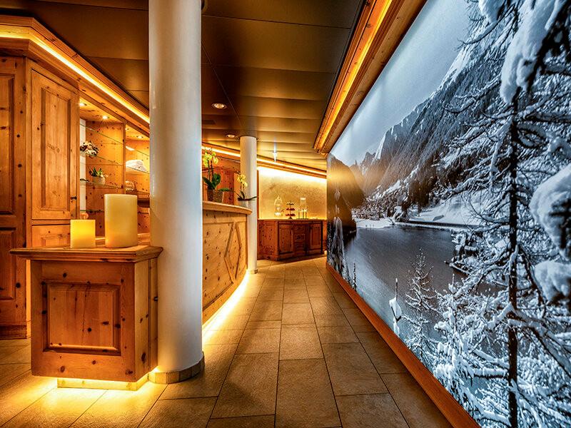 Smartbox  Séjour hivernal d'une nuit en suite dans un hôtel 5 étoiles à Davos - Coffret Cadeau 