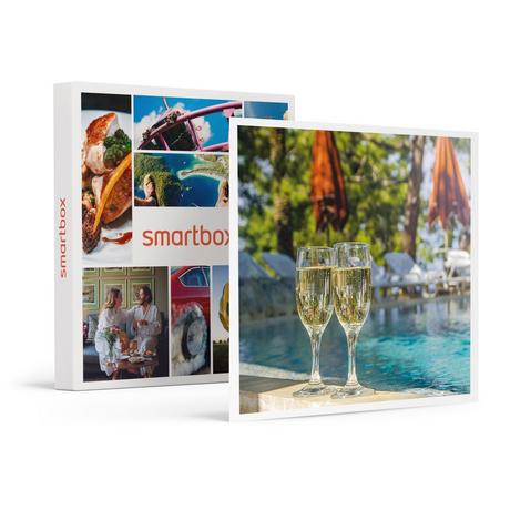 Smartbox  Parenthèse bien-être en duo : 2 jours en Italie avec spa et apéritif - Coffret Cadeau 