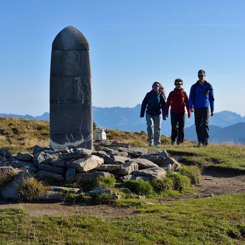 Geschenkidee  Genusswanderung Dreibündenstein mit Halbtax-Abo / GA (für 1 Person) 