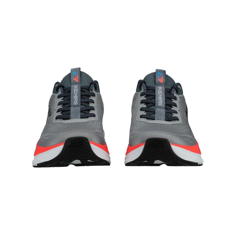 SKECHERS Max Run Sneaker  