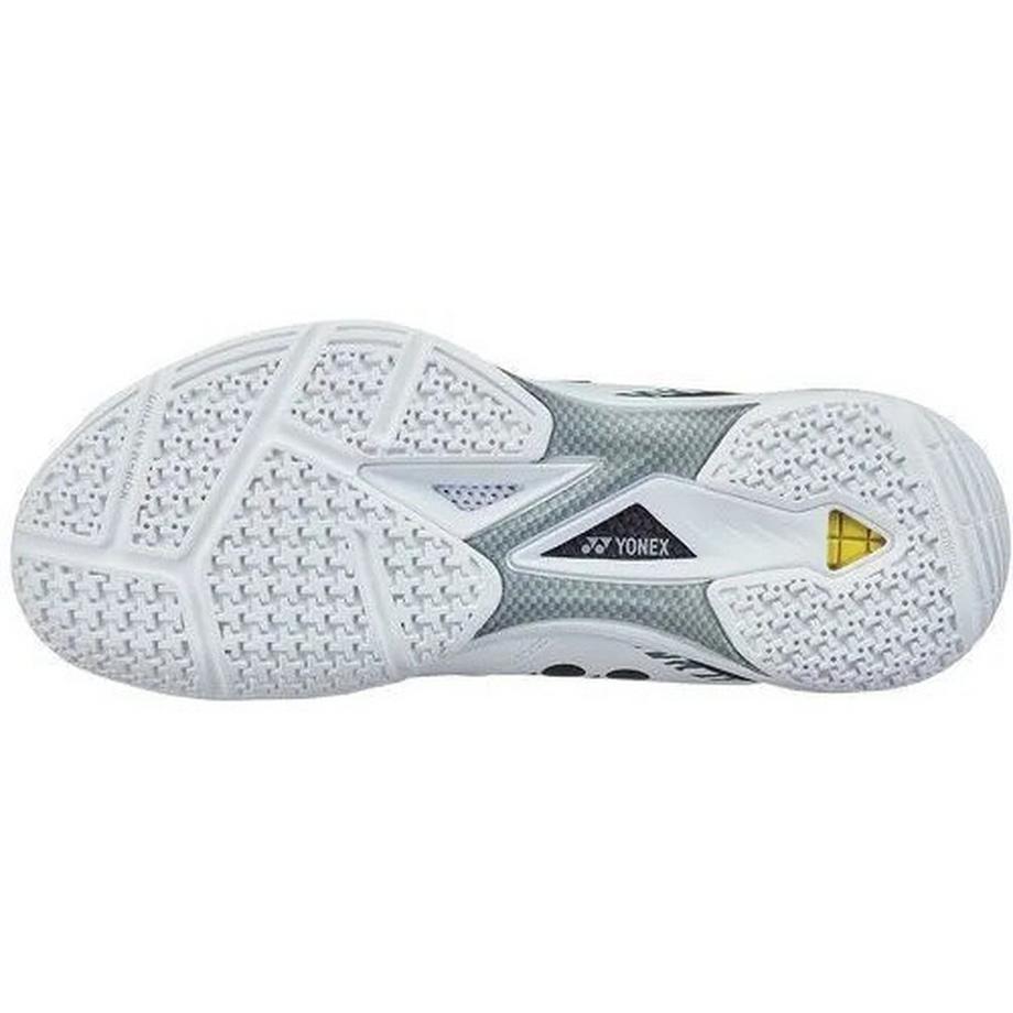 YONEX  chaussures indoor pc 65 z momota 