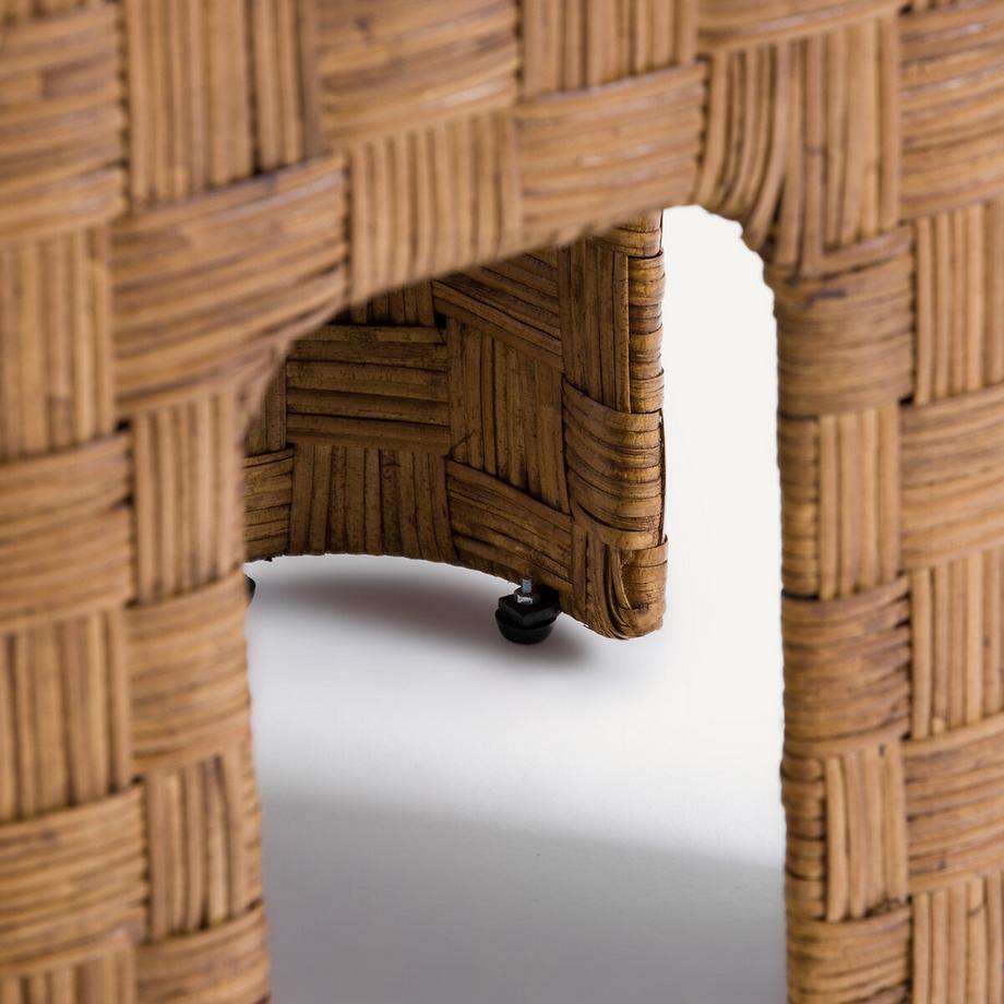 AM.PM Nachttisch aus massivem Teakholz und Rattangeflecht  