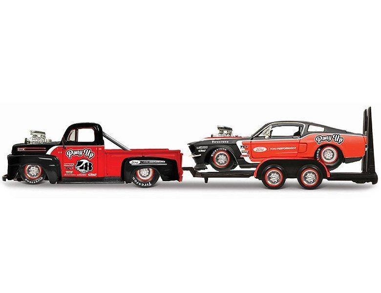 Maisto  1:24 Ford F1 Pickup 1948 & Ford Mustand GT 1967 