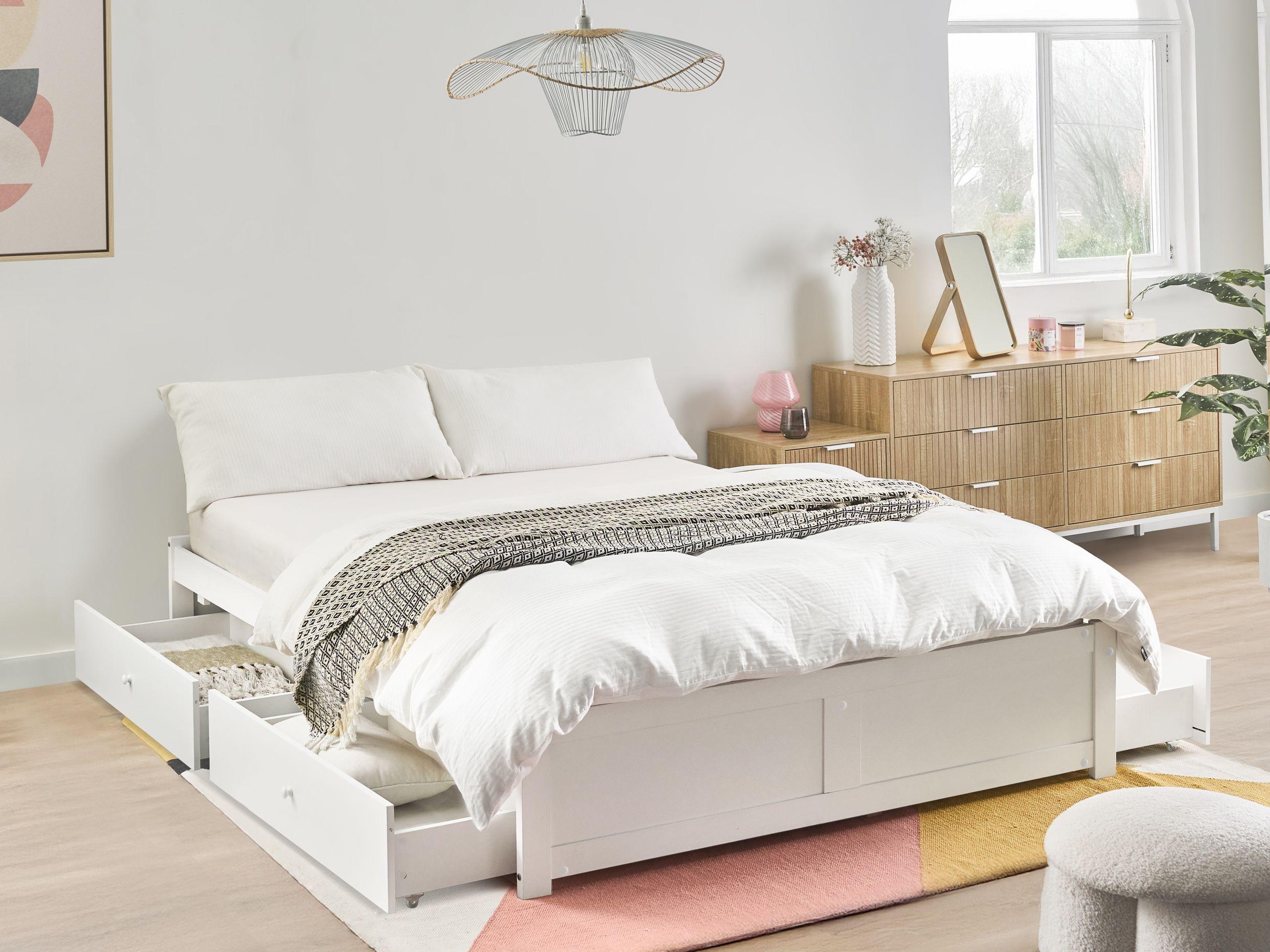 Beliani Bett mit Schubladen ohne Kopfteil aus Sperrholz Skandinavisch BRUX  