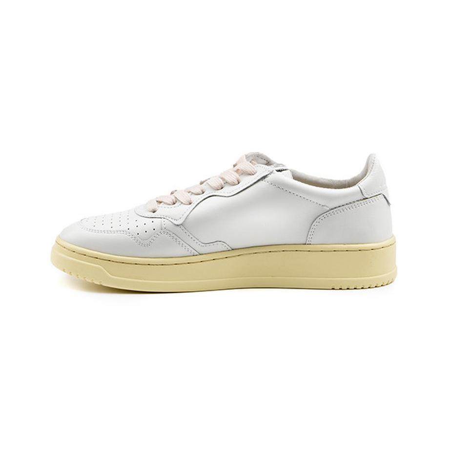 Autry Medalist Low Top Sneakers  