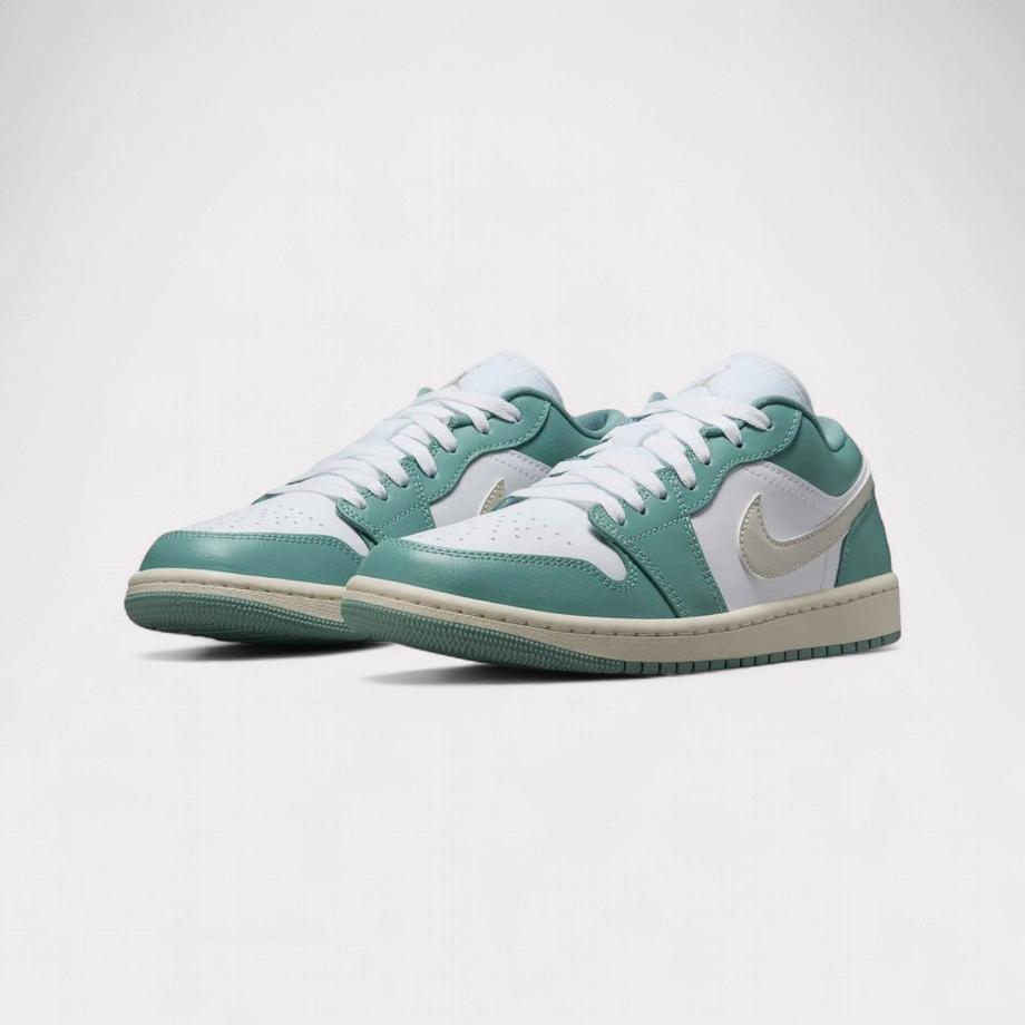 NIKE  Air Jordan 1 Low - Cannon 