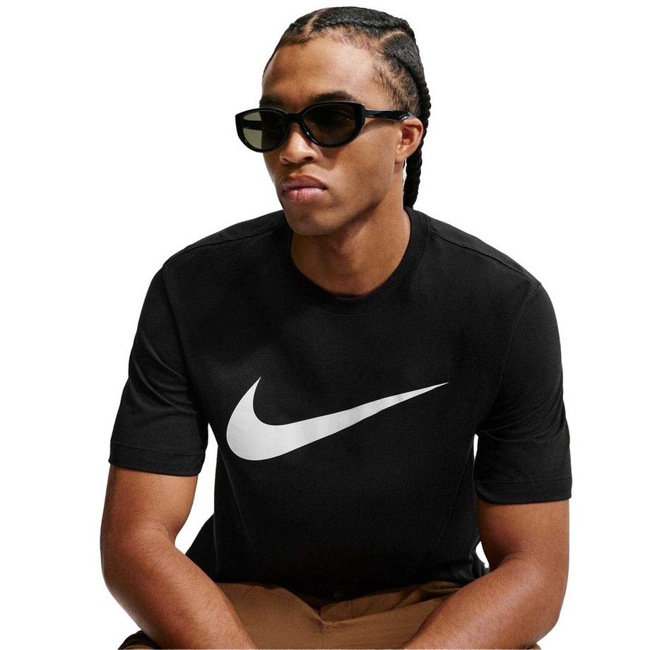 NIKE  T-ShirtMotiftyle Logo Sportswear Club 
