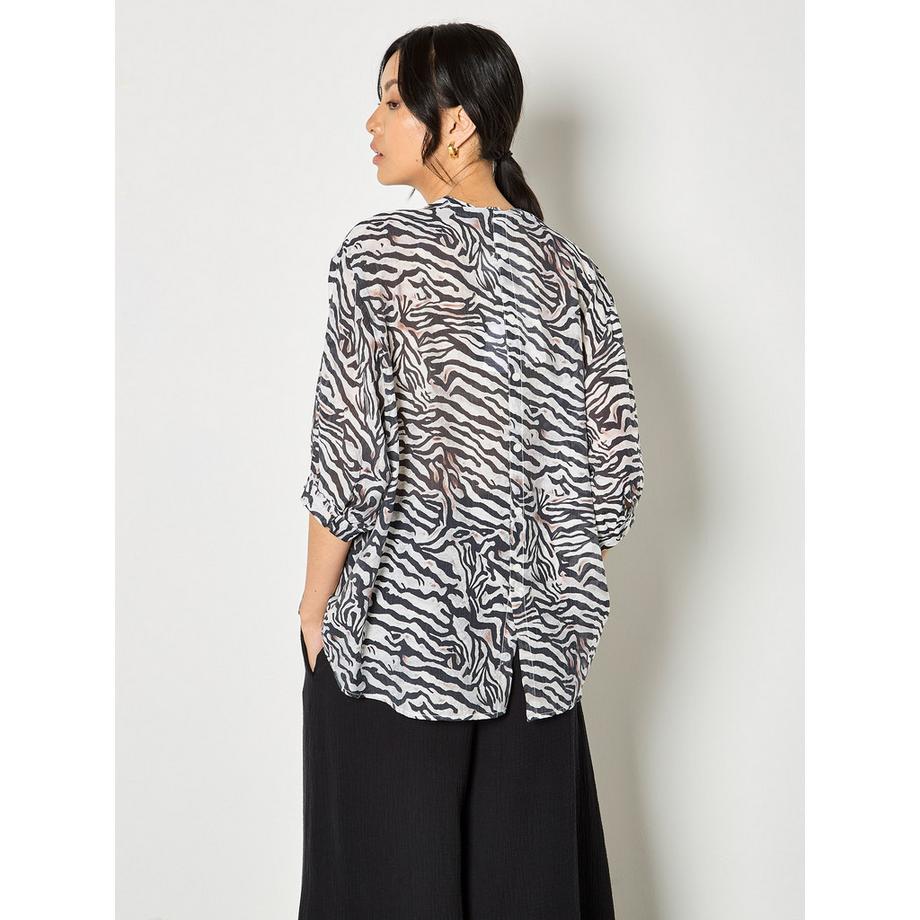 APRICOT Oversized Zebra Print Bluse  