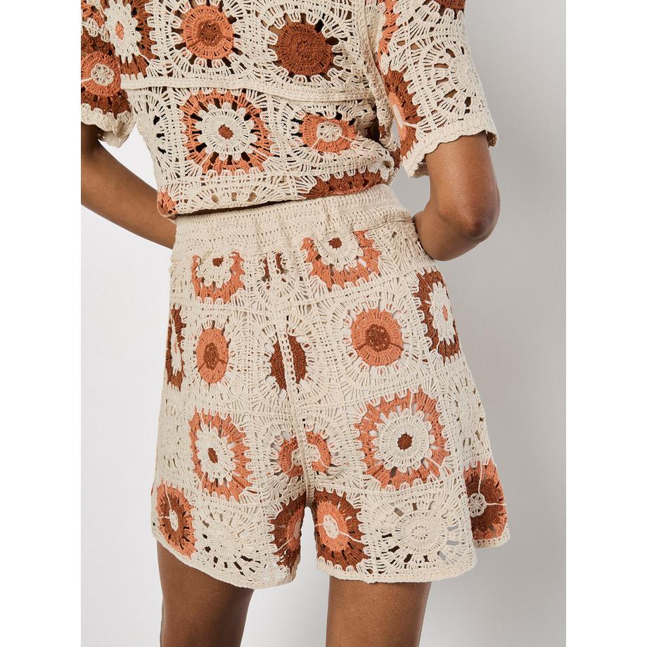 APRICOT Short à carrés au crochet  