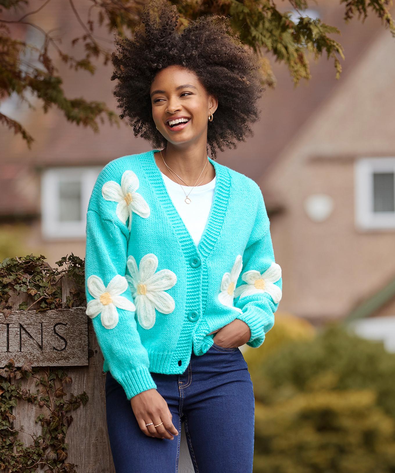 Joe Browns Übergroße Strickjacke mit Blumenmuster  