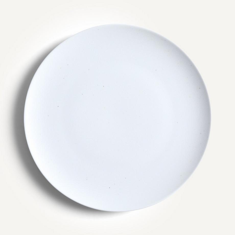 Set aus 4 flachen Tellern aus emailliertem Porzellan