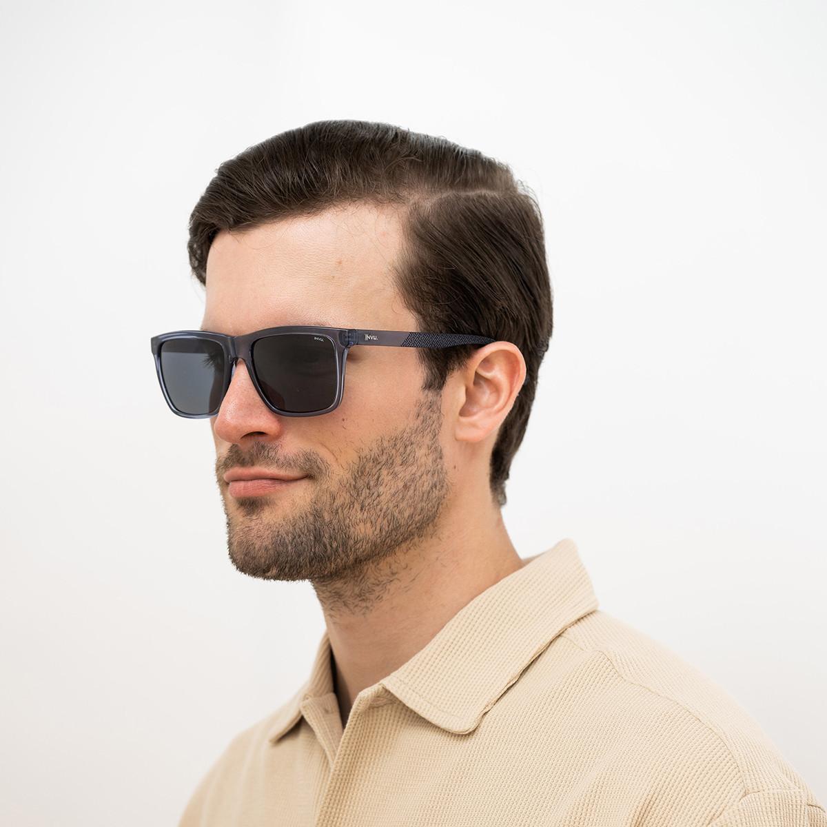 INVU Polarisierte Sonnenbrille mit Etui  