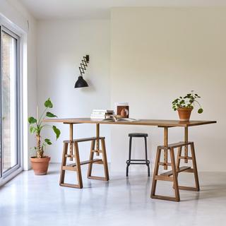 Tikamoon Schreibtisch aus massivem Teak Trestle  