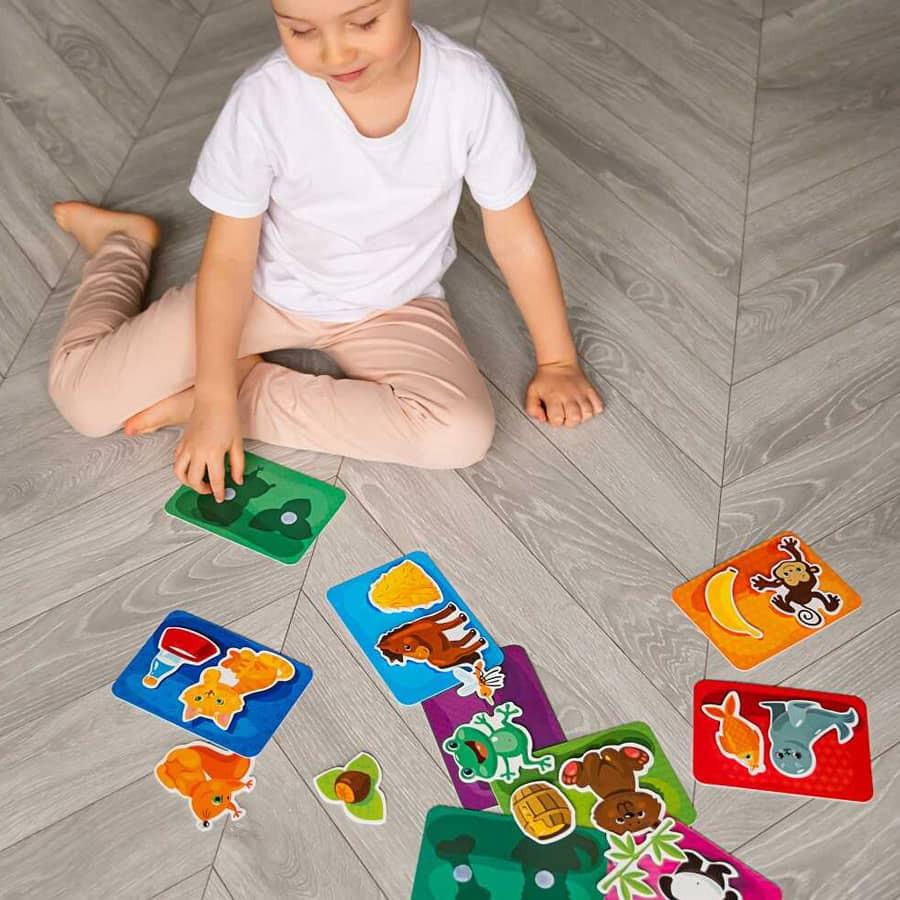 Montessori  Chi mangia cosa? - Gioco educativo per bambini, carte con chiusura velcro Montessori 