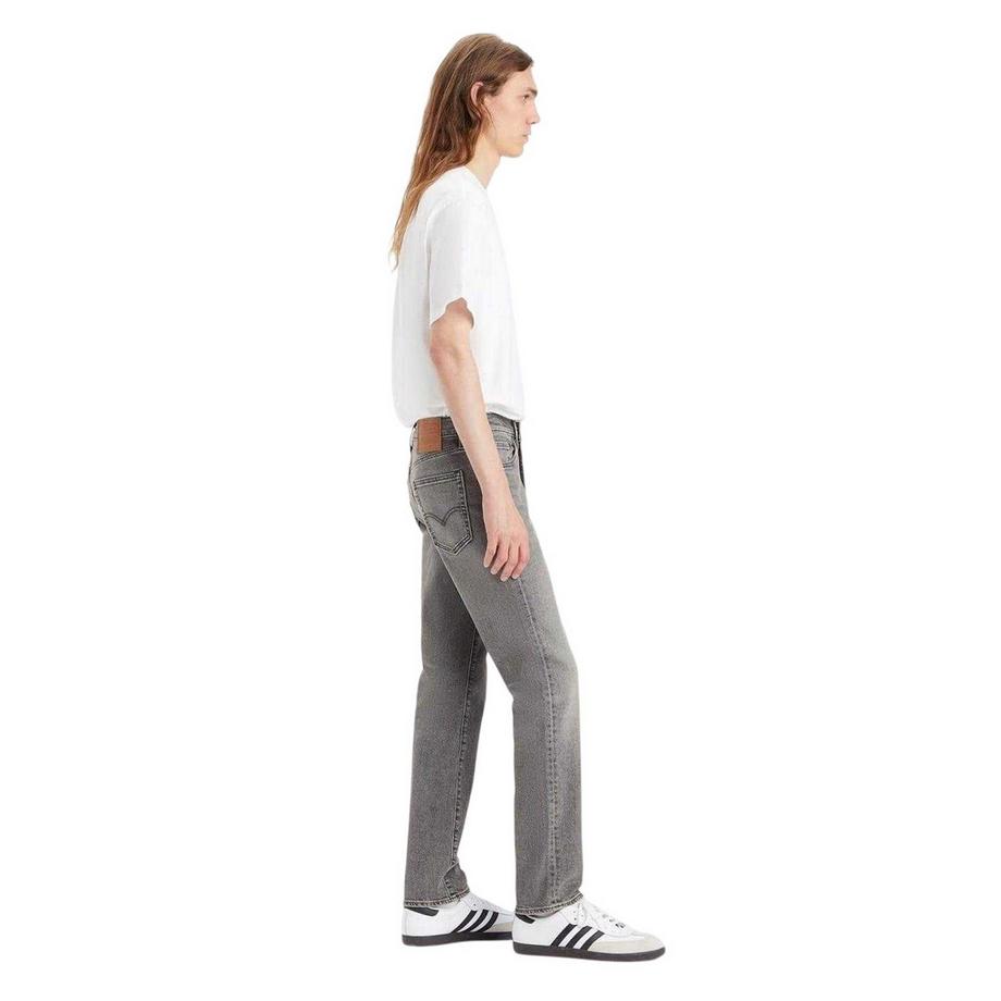Levis Jean  