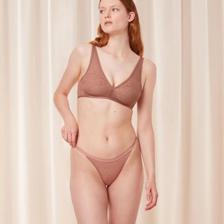 Triumph Signature Sheer String Tanga  