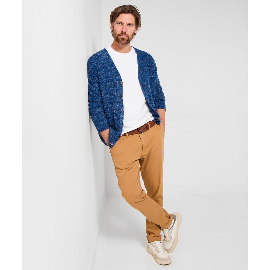 Joe Browns Superweiche V-Ausschnitt Strickjacke mit Kontrastknöpfen  