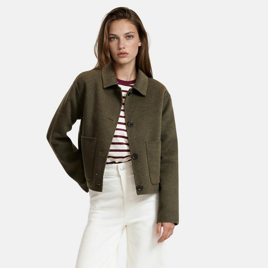 Manteau court fait main en laine mélangée