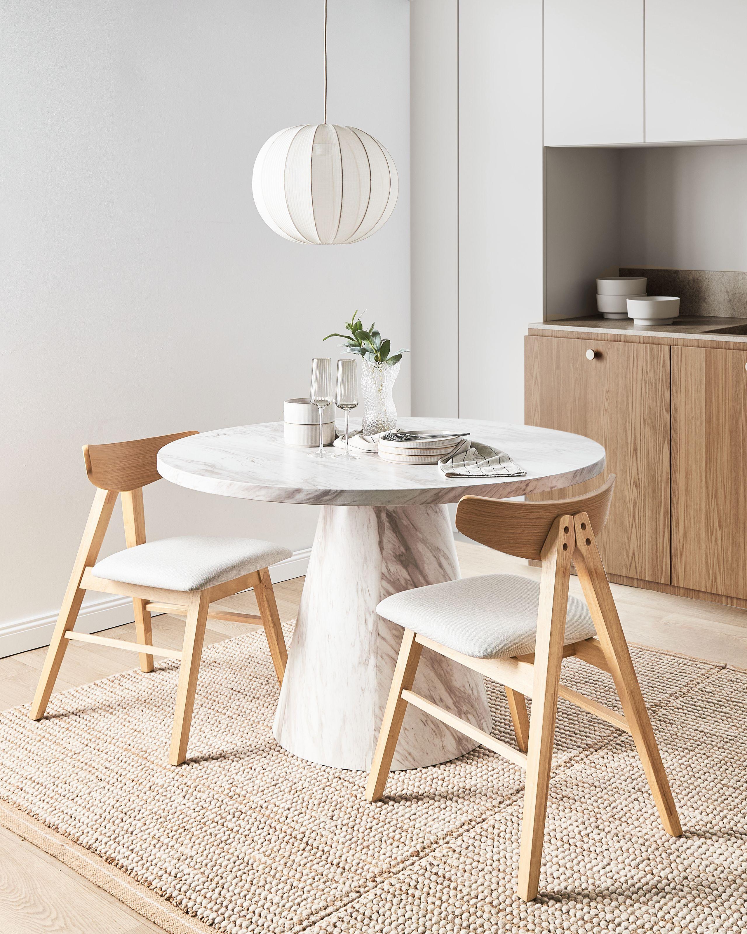 Beliani Lot de 2 chaises de salle à manger en Bois d'hévéa Rétro LACOTA  