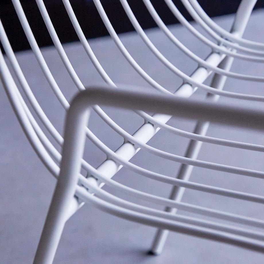 Tikamoon Fauteuil en métal white Arty  