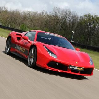 Geschenkidee  Pilotage "Gold", 2 tours en Ferrari, Porsche ou Lamborghini  (pour 1 personne) 